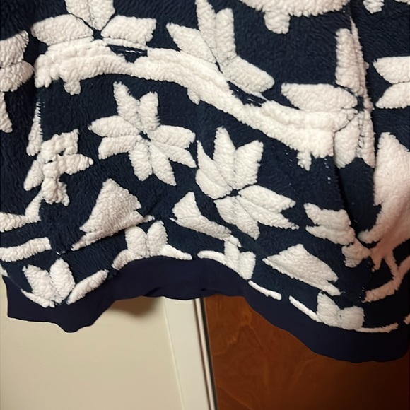 Vera Bradley Black & White Hooded Fleece Snowflake Jacket-NWT - Picture 5 of 13